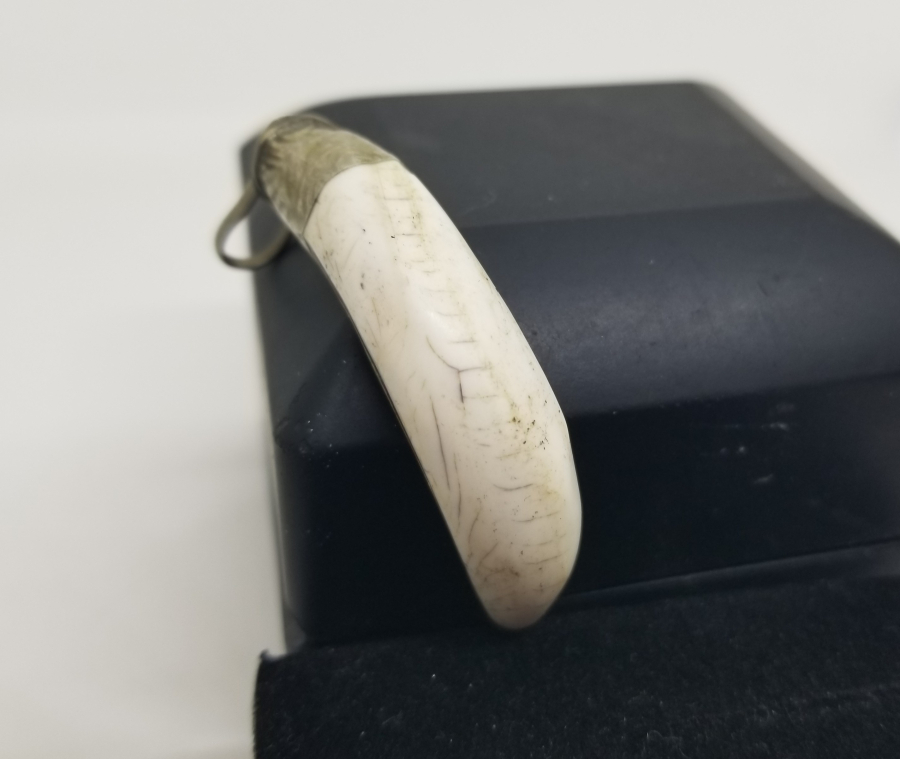 ANTİKA HİPOPOTAM DİŞİNDEN YAPILMIŞ UZAKDOĞU KOLYE UCU