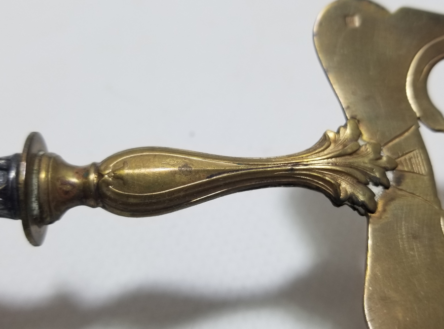 ORİJİNAL KUTUSUNDA GÜMÜŞ SAPLI ANTİKA PASTA SPATULASI