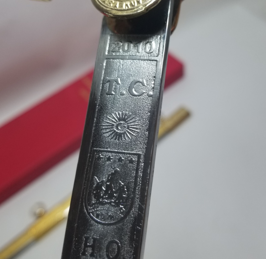 ORİJİNAL KUTUSUNDA ÇİL KONDİSYONDA SUBAY KILICI