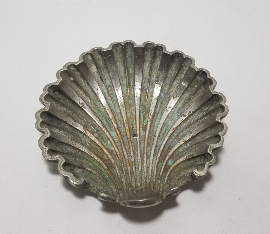 KABARTMA İŞÇİLİKLİ GÜMÜŞ KAPLAMA ANTİKA İKRAMLIK