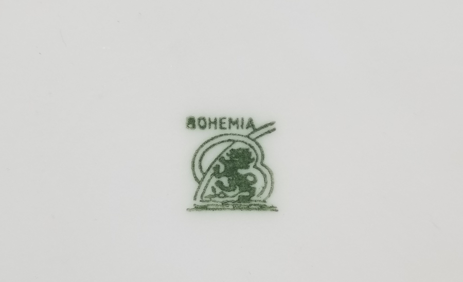 ÜZERİ ALTIN VARAKLI BOHEMYA PORSELEN KASE