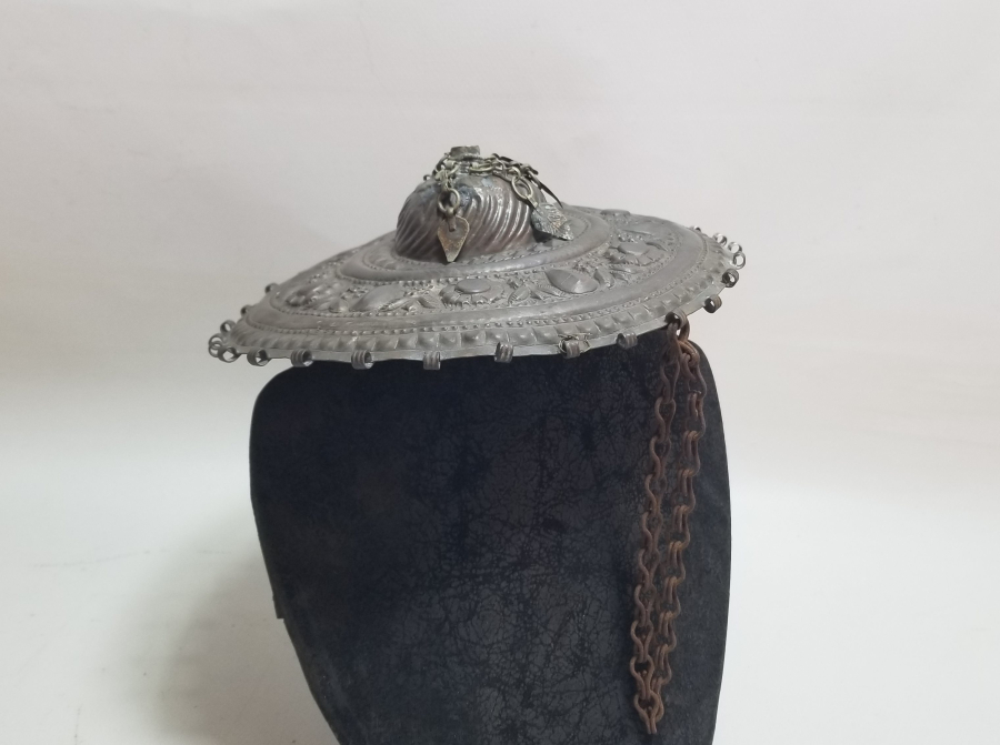 OSMANLI DÖNEMİ KABARTMA İŞÇİLİKLİ BADEMLİ MODEL GELİN TEPELİĞİ