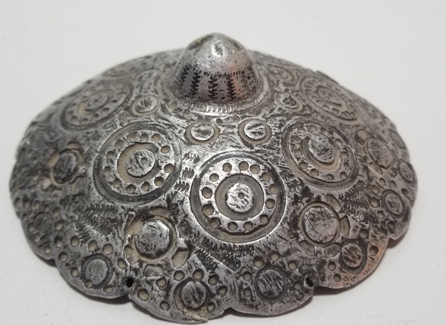 ALÜMİNYUMDAN MAMUL ESARET YADİGARI EL YAPIMI GELİN TEPELİĞİ