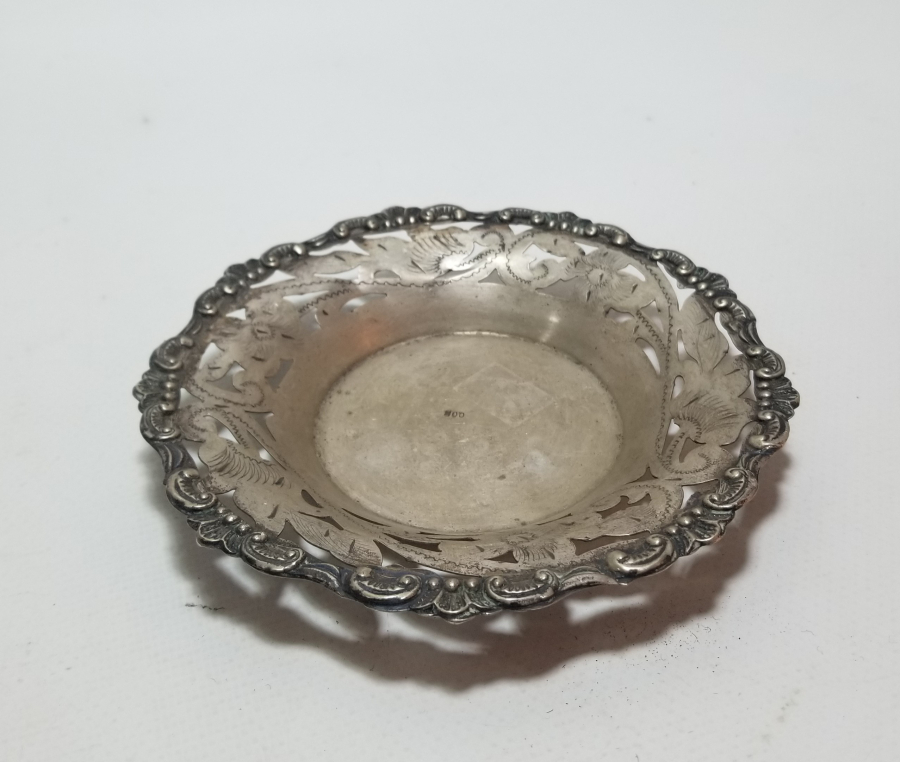 TESTERE VE KALEM İŞÇİLİKLİ ANTİKA GÜMÜŞ İFTARİYELİK