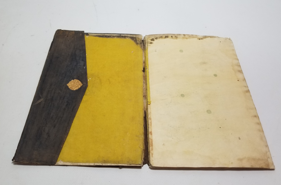 ÜNLÜ HATTAT MUHAMMED TAHİR EFENDİ'YE AİT EL YAZMA KUR'AN-I KERİM CÜZÜ