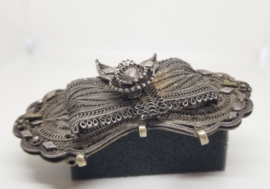 OSMANLI DÖNEMİ TELKARİ İŞÇİLİKLİ GÜMÜŞ KEMER TOKASI