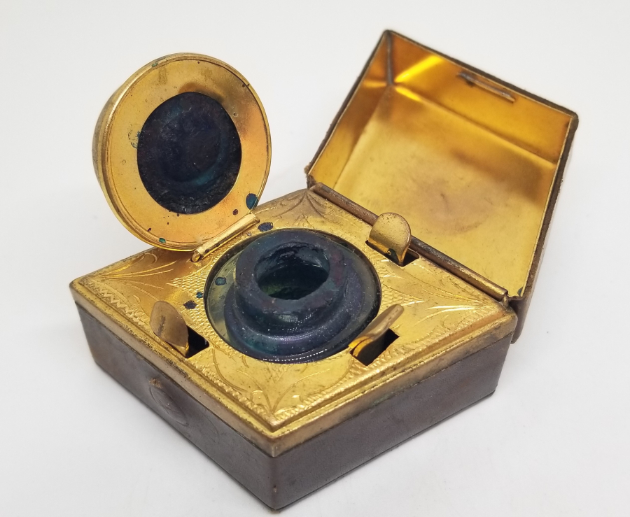 ÜZERİ KALEM İŞÇİLİKLİ VE ALTIN VERMEYLİ OSMANLI DÖNEMİ NADİR SEYAHAT HOKKASI