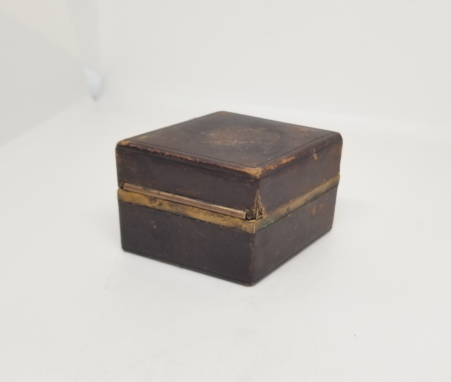 ÜZERİ KALEM İŞÇİLİKLİ VE ALTIN VERMEYLİ OSMANLI DÖNEMİ NADİR SEYAHAT HOKKASI