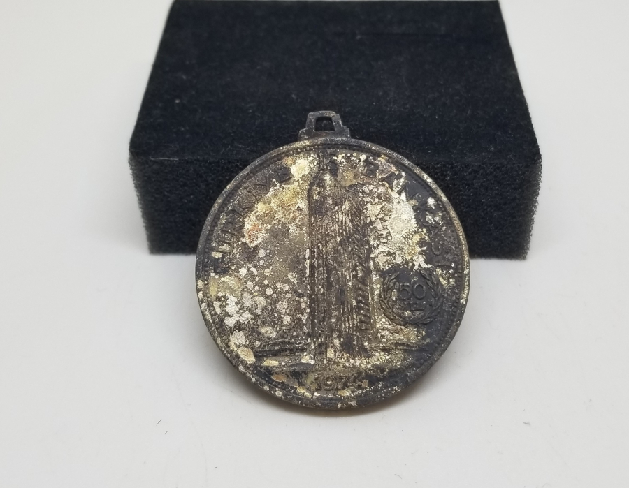 GÜMÜŞ KAPLAMA ANTİKA 50. YIL HATIRASI İŞBANKASI ANAHTARLIK