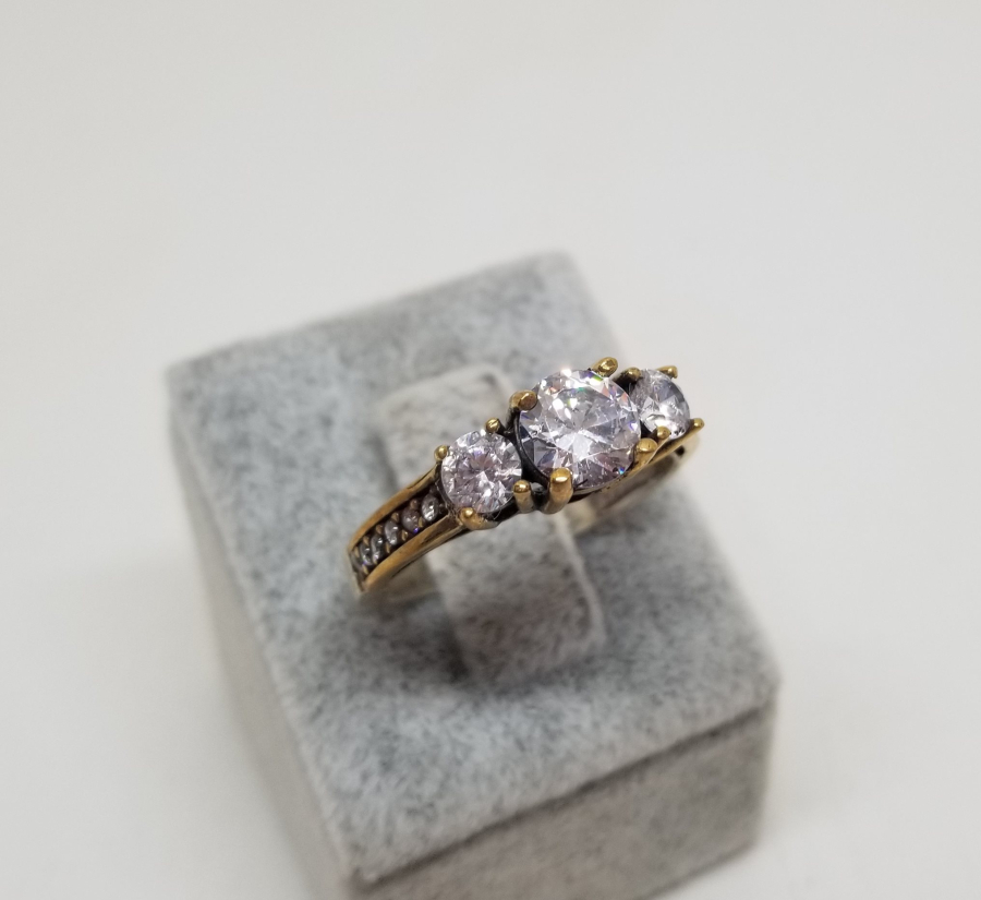 MARGAZİT TAŞLI ÜÇTAŞ MODEL YÜZÜK