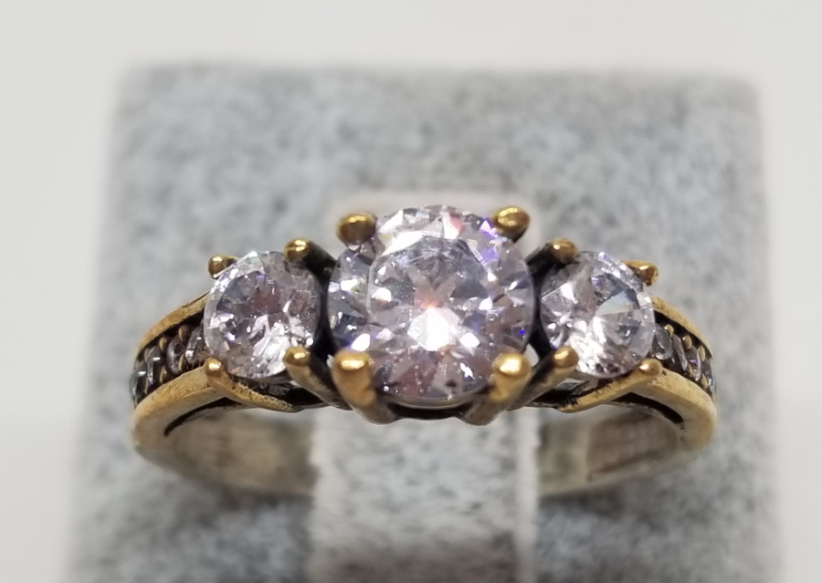 MARGAZİT TAŞLI ÜÇTAŞ MODEL YÜZÜK