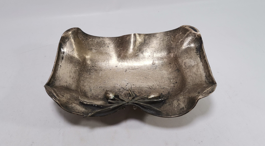 KABARTMA İŞÇİLİKLİ BÜYÜK BOY GÜMÜŞ MEYVELİK