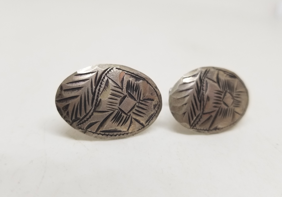 KALEM İŞÇİLİKLİ OSMANLI DÖNEMİ GÜMÜŞ KOL DÜĞMESİ