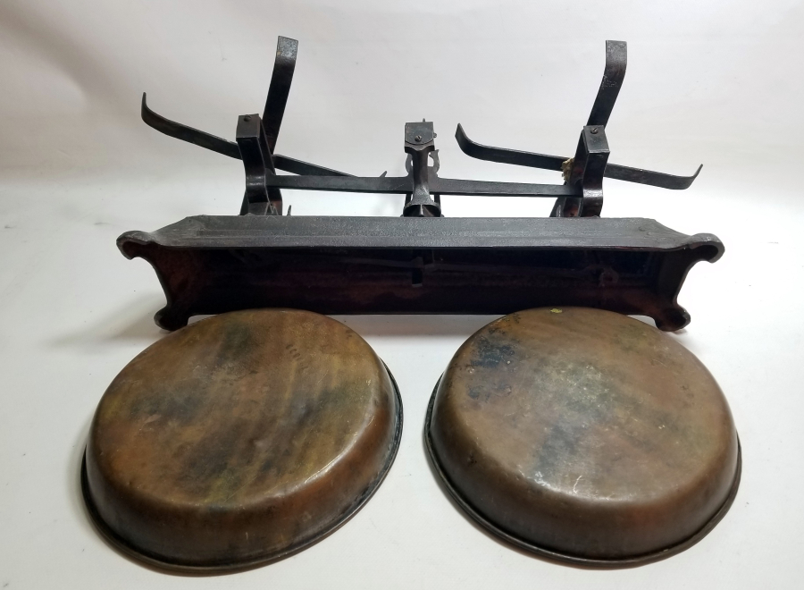 CUMHURİYET BAŞLARI EL YAPIMI ANTİKA TERAZİ