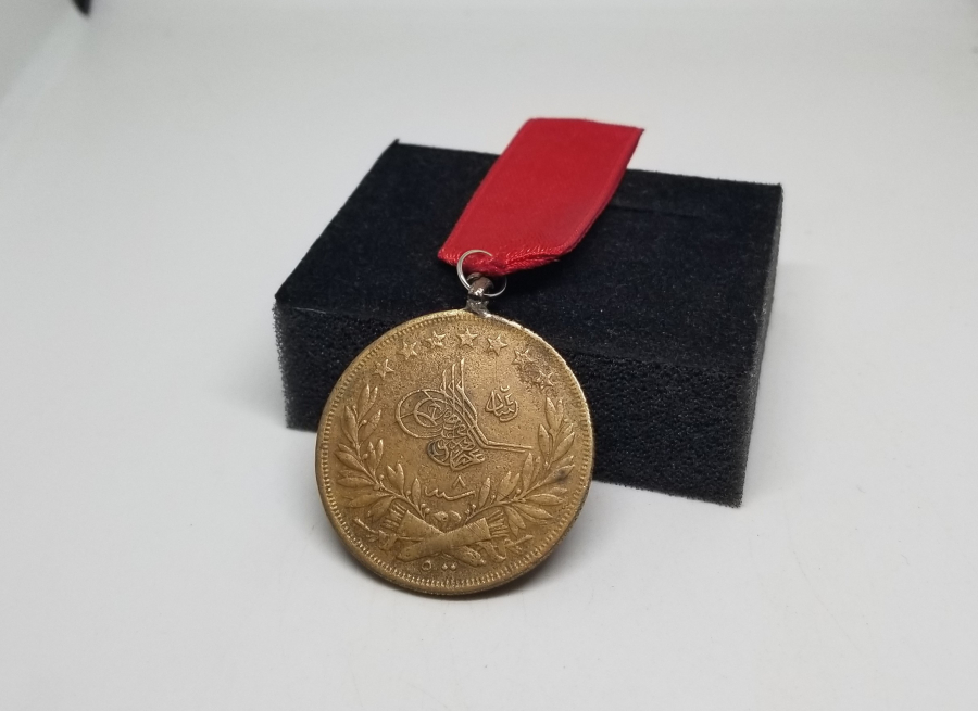 BÜYÜK BOY OSMANLI DÖNEMİ MEŞRUTİYET MADALYASI