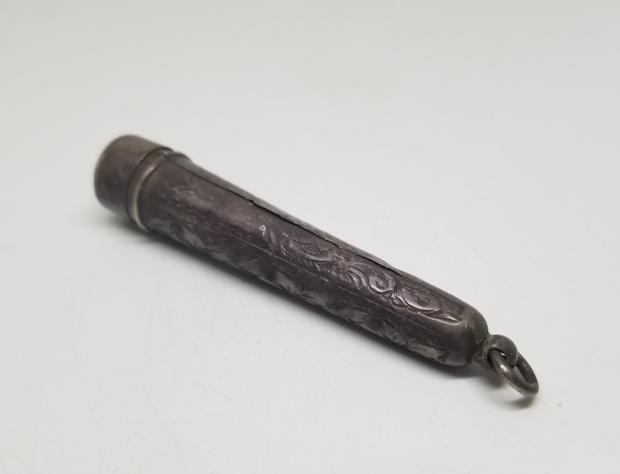 ÜZERİ DAMGALI NADİR İNGİLİZ SİGARA AĞIZLIĞI KUTUSU