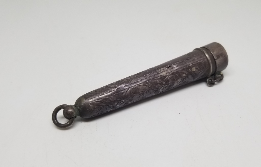 ÜZERİ DAMGALI NADİR İNGİLİZ SİGARA AĞIZLIĞI KUTUSU