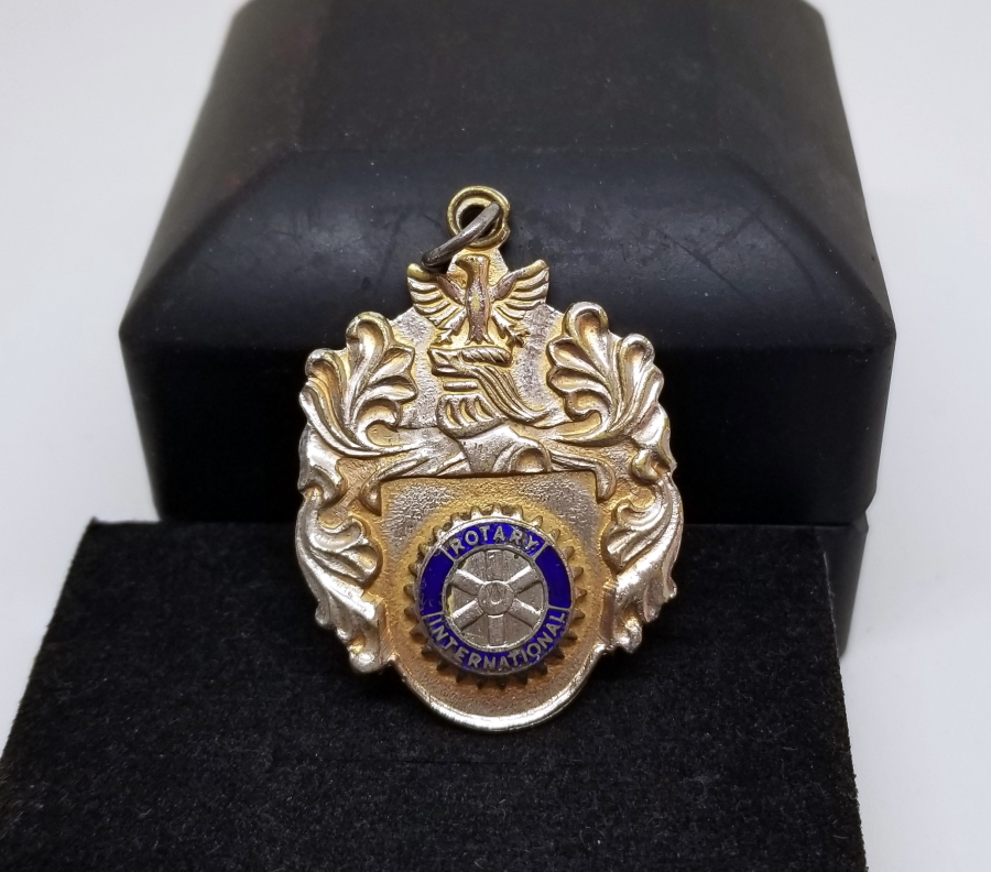 ÜZERİ MİNE İŞÇİLİKLİ GÜMÜŞ KAPLAMA ANTİKA MASONİK ROZET