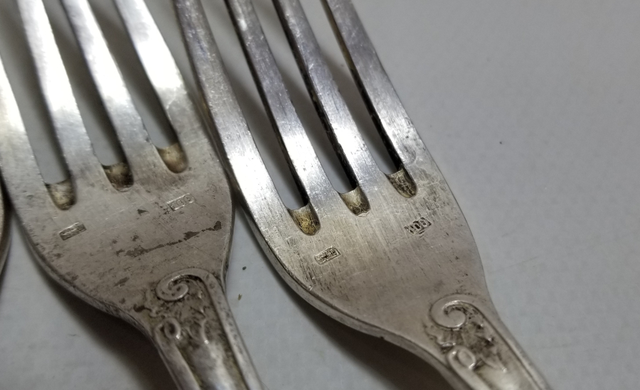 KABARTMA İŞÇİLİKLİ GÜMÜŞ ÇATAL TAKIMI