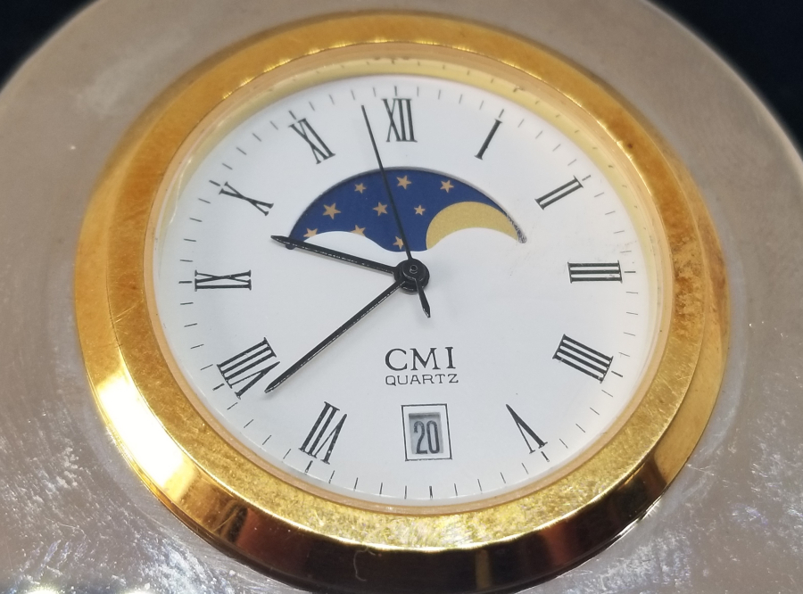 ANTİKA TAKVİMLİ MASA SAATİ