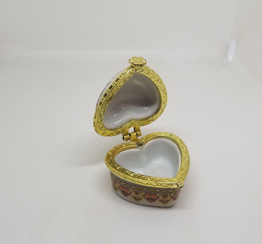 ÜZERİ YAZILI ANTİKA PORSELEN MÜCEVHER KUTUSU