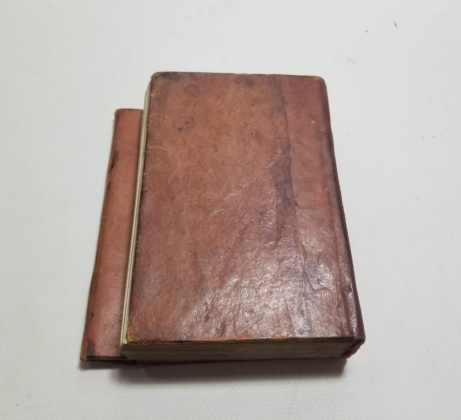 OSMANLI DÖNEMİ NADİR TİPTE TEZHİPLİ EL YAZMA KUR'AN-I KERİM