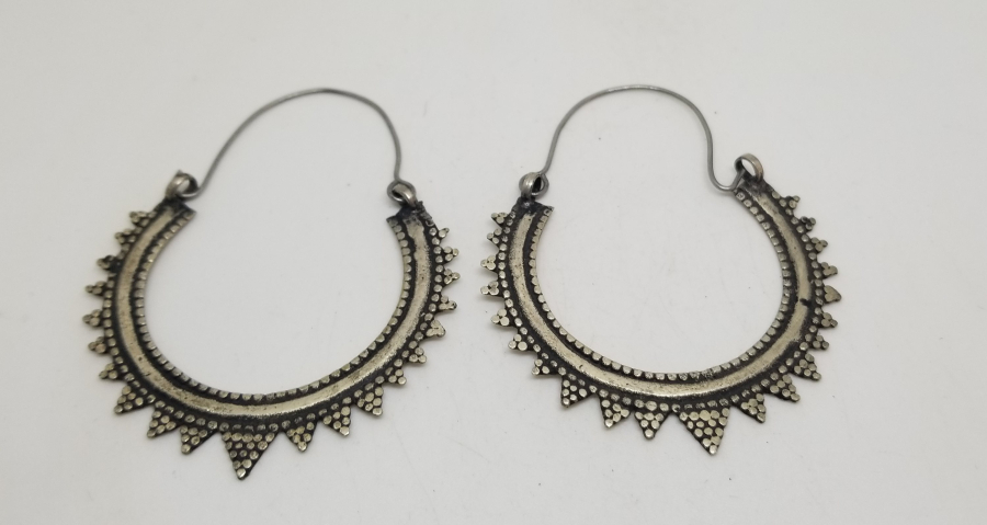 KABARTMA İŞÇİLİKLİ ANTİKA TÜRKMEN KÜPESİ