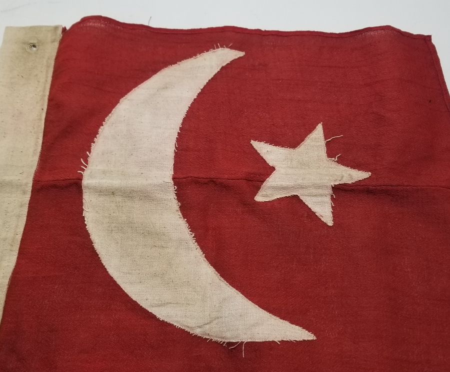 NADİR TİPTE OSMANLI DÖNEMİ ASKERİ BAYRAK