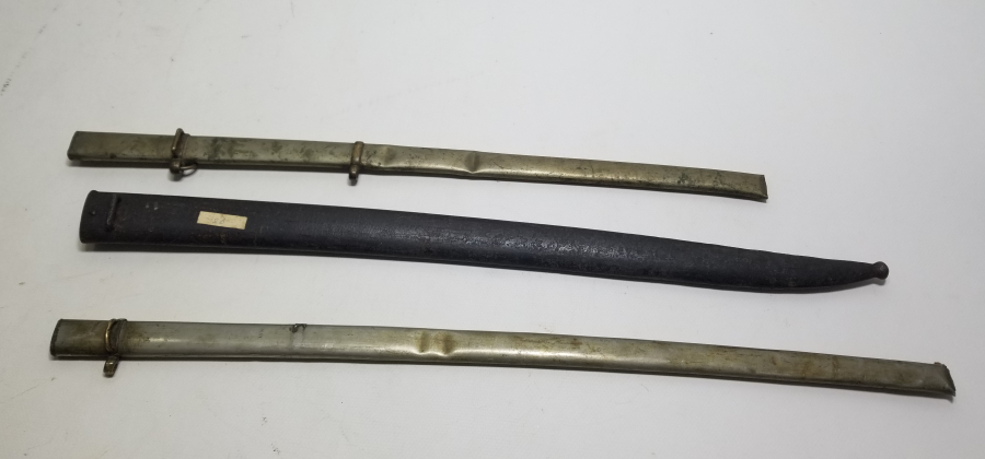 İKİ ADET OSMANLI DÖNEMİ SUBAY KILICI KINI PARÇASI