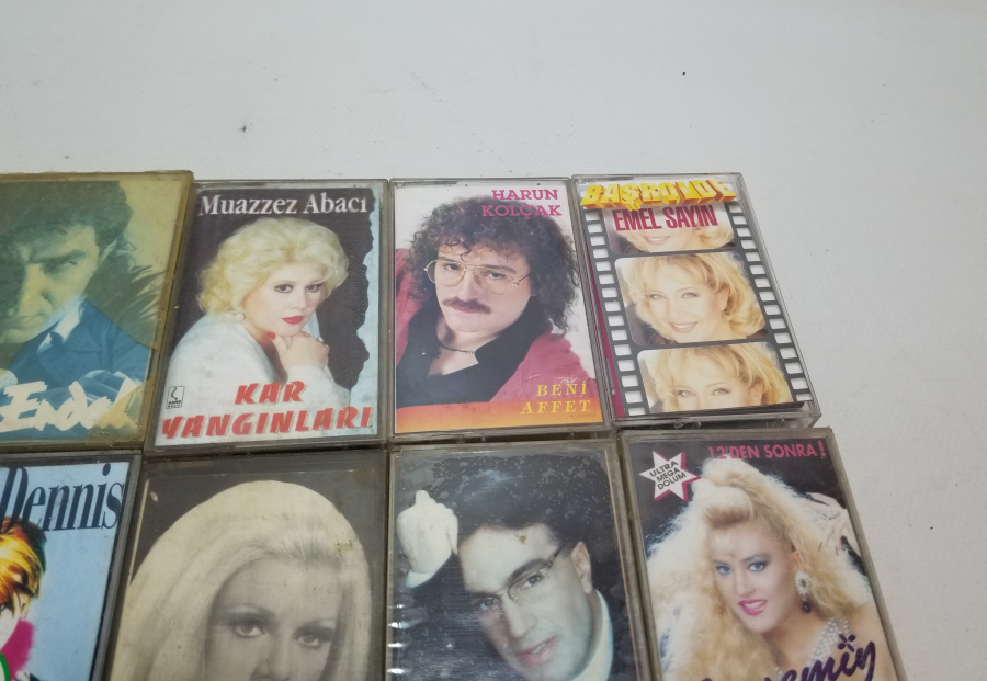 ORİJİNAL KUTUSUNDA ANTİKA KASET LOTU