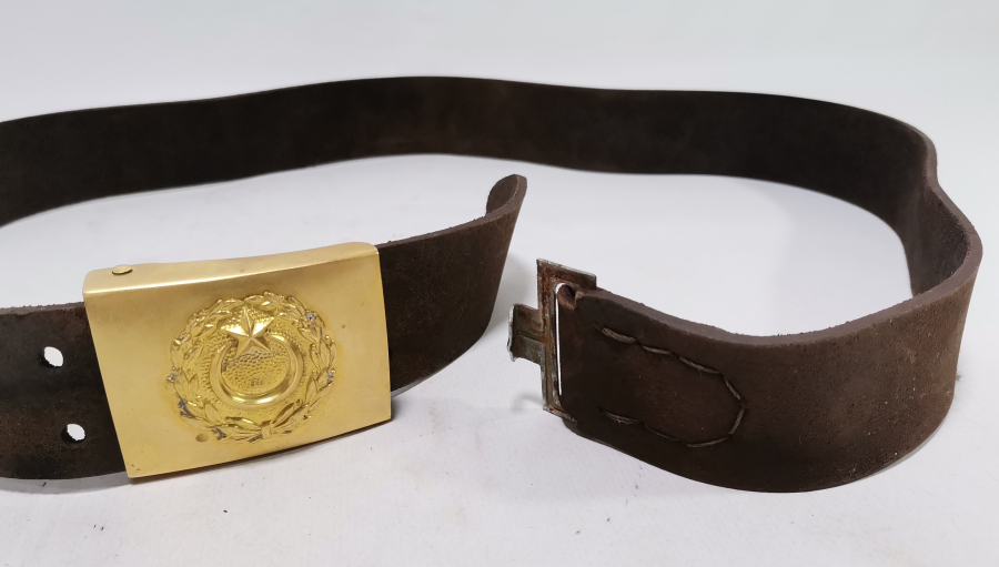 AY YILDIZLI VE ÇİL KONDİSYONDA ÇOK NADİR OSMANLI SUBAY KEMERİ