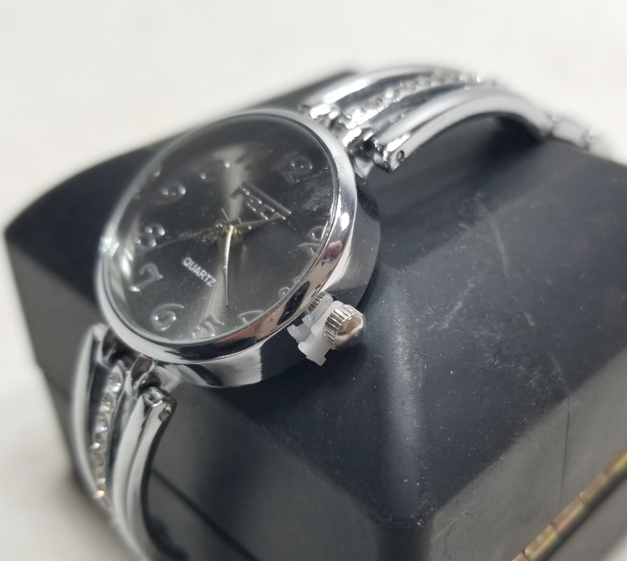 GÜMÜŞ KAPLAMA NOSTALJİK KOL SAATİ