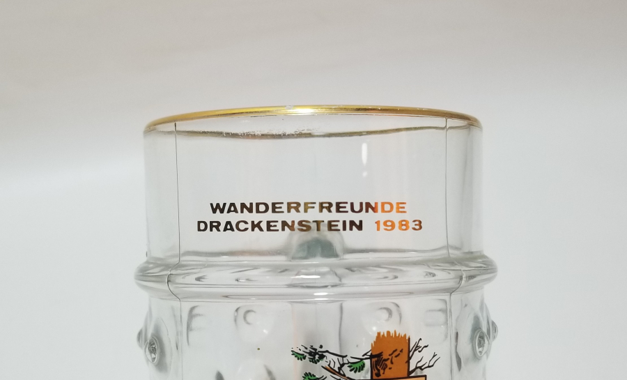 1983 TARİHLİ HATIRA BÜYÜK BOY CAM TANKART - BİRA BARDAĞI