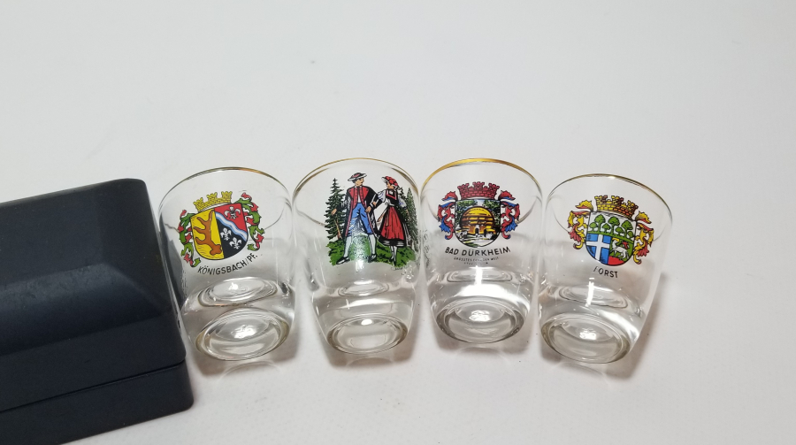 ÜZERİ ALTIN VARAKLI ANTİKA SHOT BARDAĞI LOTU