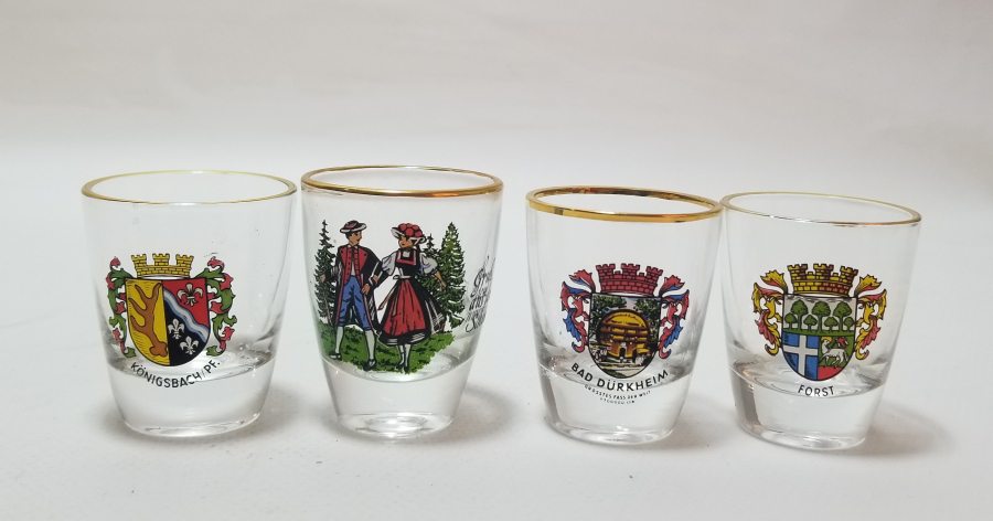 ÜZERİ ALTIN VARAKLI ANTİKA SHOT BARDAĞI LOTU