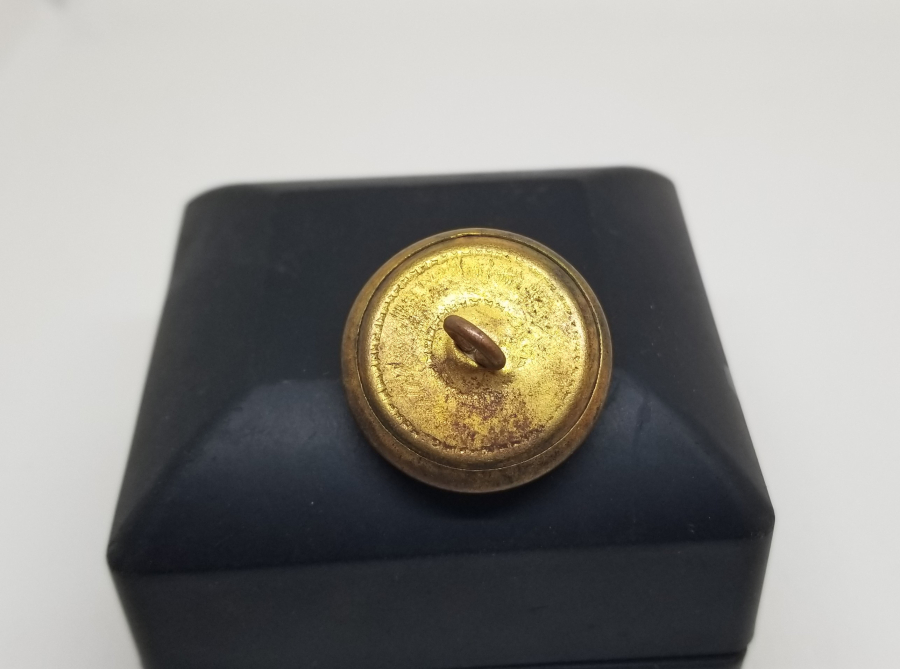 ÜZERİ ALTIN VERMEYLİ CUMHURİYET BAŞLARI SUBAY DÜĞMESİ