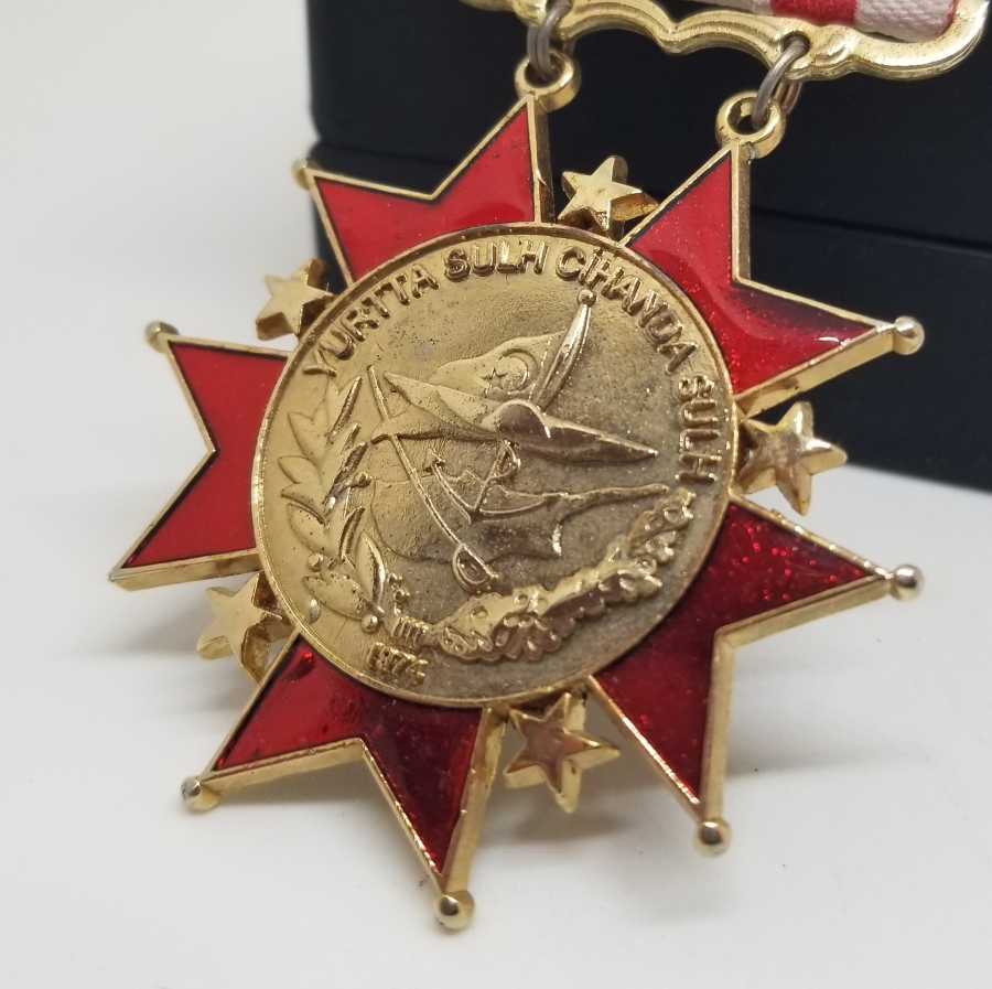 ORİJİNAL ASKI VE KURDELASI İLE KIBRIS BARIŞ HAREKATI MADALYASI