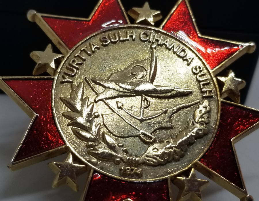 ORİJİNAL ASKI VE KURDELASI İLE KIBRIS BARIŞ HAREKATI MADALYASI