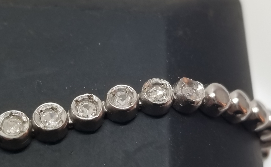 PIRLANTA TAŞLI ÖZEL YAPIM BİLEKLİK