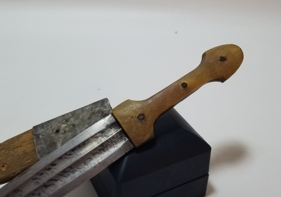 ORİJİNAL KININDA OSMANLI DÖNEMİ BOYNUZ SAPLI AFYON KAMASI