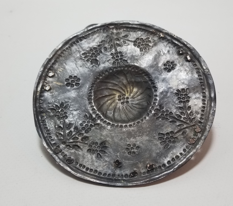 KABARTMA İŞÇİLİKLİ VE ÇARKIFELEKLİ OSMANLI DÖNEMİ GELİN TEPELİĞİ