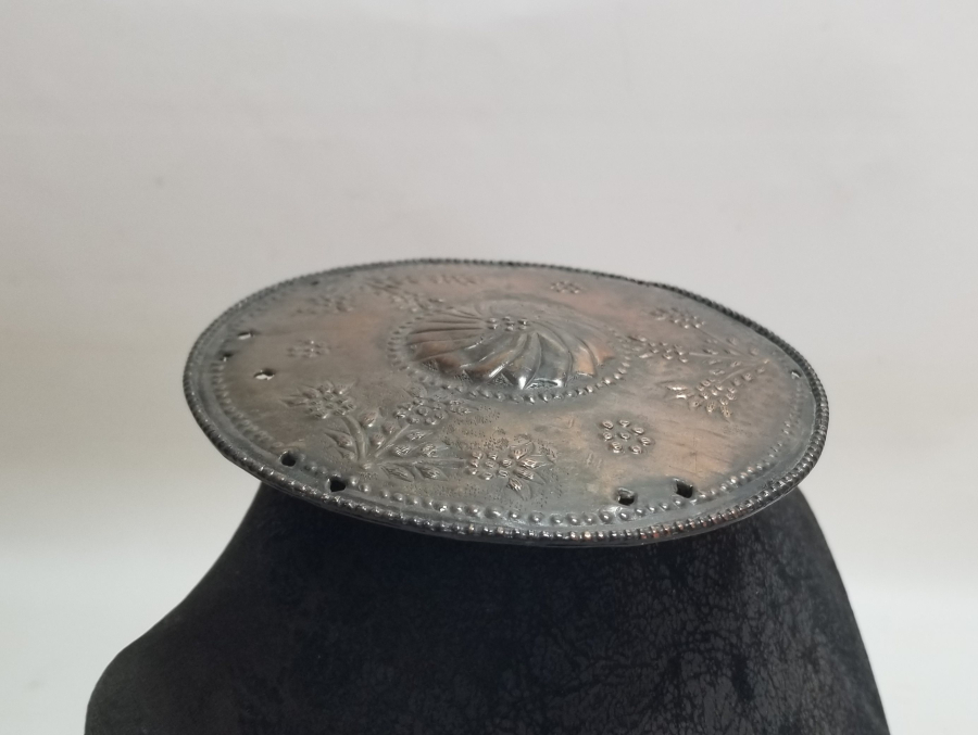 KABARTMA İŞÇİLİKLİ VE ÇARKIFELEKLİ OSMANLI DÖNEMİ GELİN TEPELİĞİ