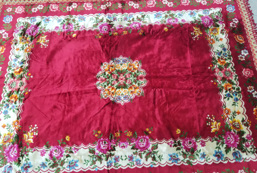 BÜYÜK BOY ANTİKA FLOŞ İPEK DUVAR HALISI