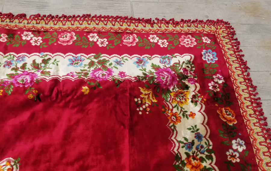 BÜYÜK BOY ANTİKA FLOŞ İPEK DUVAR HALISI