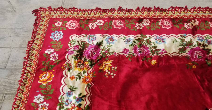 BÜYÜK BOY ANTİKA FLOŞ İPEK DUVAR HALISI