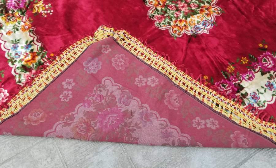 BÜYÜK BOY ANTİKA FLOŞ İPEK DUVAR HALISI