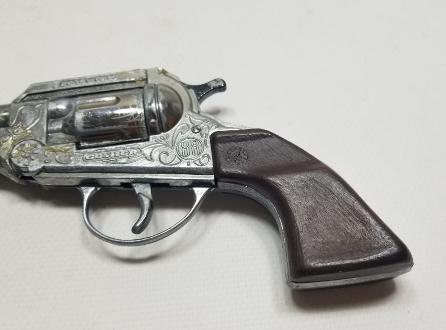 ANTİKA METAL OYUNCAK KAPSÜL TABANCASI