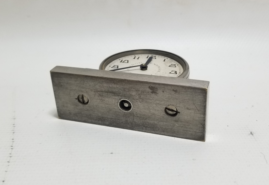 KURMALI ANTİKA MASA SAATİ