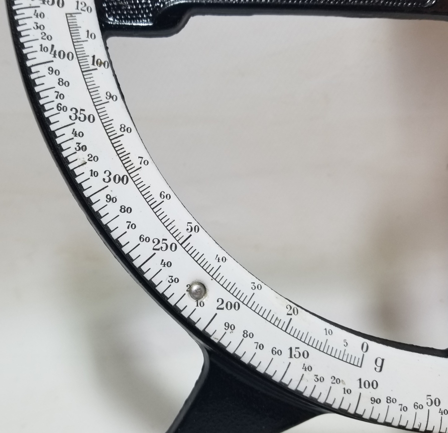 EMAYE KADRANLI ANTİKA POSTA TERAZİSİ