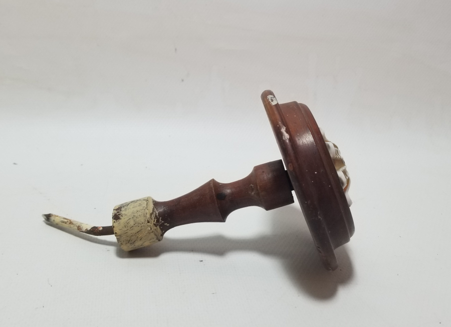 AHŞAP ÜZERİ ALTIN VERMEYLİ PORSELEN APLİKLİ OSMANLI DÖNEMİ NADİR KAPI KOLU